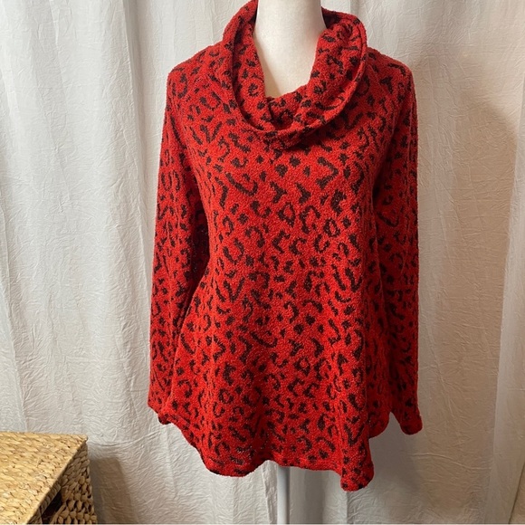NWOT Ruby Rd Size M Women's Textured Leopard Printed Cowl Neck Sweater Red Black - Picture 13 of 13